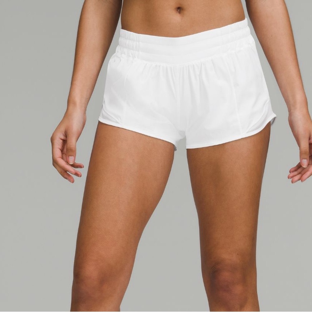 White Hotty Hot Mid rise 2.5”